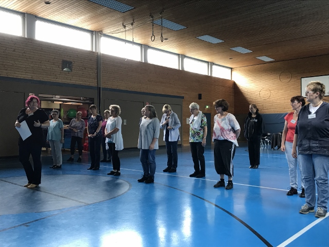 Tanzgruppe beim üben